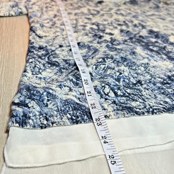 Chico's Sweater Tunic Womens S Blue Cream Abstract Roccoco Animal Print 3/4 Slve - Picture 10 of 12